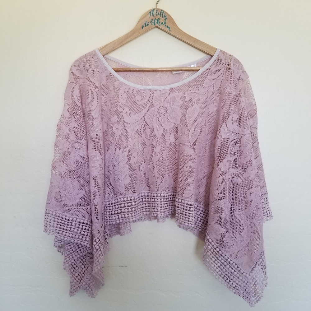 Winter Lennon boutique poncho / cover up